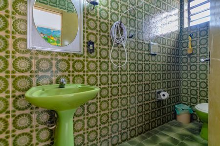 Casa à venda com 400m², 3 quartos e 10 vagas Casa à venda com 400m², 3 quartos e 10 vagasBanheiro Social