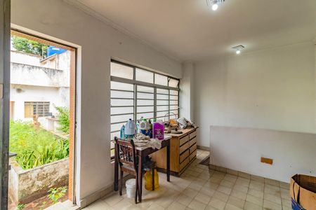 Casa à venda com 400m², 3 quartos e 10 vagas Casa à venda com 400m², 3 quartos e 10 vagasDespensa