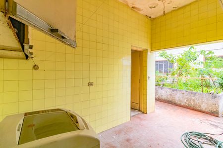 Casa à venda com 400m², 3 quartos e 10 vagas Casa à venda com 400m², 3 quartos e 10 vagasÁrea de Serviço