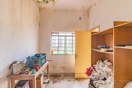 Casa à venda com 400m², 3 quartos e 10 vagas Casa à venda com 400m², 3 quartos e 10 vagasQuarto de Serviço