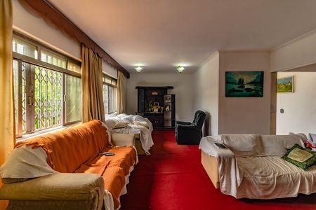 Casa à venda com 400m², 3 quartos e 10 vagas Casa à venda com 400m², 3 quartos e 10 vagasSala