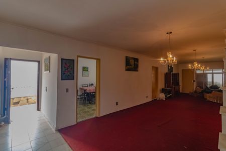 Casa à venda com 400m², 3 quartos e 10 vagas Casa à venda com 400m², 3 quartos e 10 vagasSala