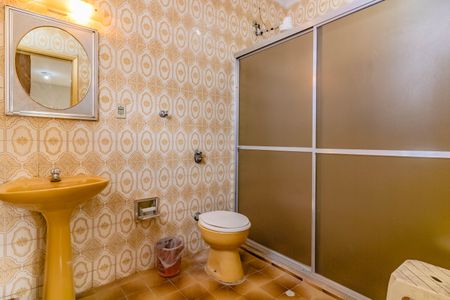 Casa à venda com 400m², 3 quartos e 10 vagas Casa à venda com 400m², 3 quartos e 10 vagasBanheiro da Suíte 3