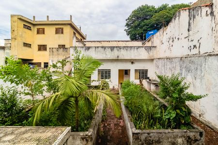 Casa à venda com 400m², 3 quartos e 10 vagas Casa à venda com 400m², 3 quartos e 10 vagasVista da Despensa