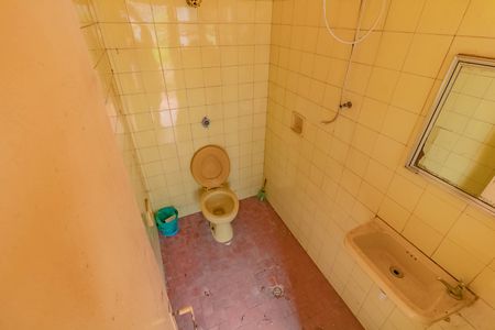 Casa à venda com 400m², 3 quartos e 10 vagas Casa à venda com 400m², 3 quartos e 10 vagasBanheiro de Serviço