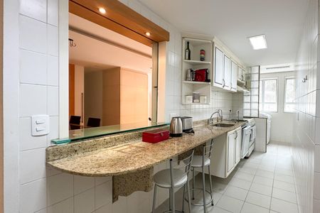 Apartamento para alugar com 96m², 2 quartos e 1 vaga Apartamento para alugar com 96m², 2 quartos e 1 vagaCozinha