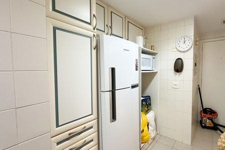 Apartamento para alugar com 96m², 2 quartos e 1 vaga Apartamento para alugar com 96m², 2 quartos e 1 vagaCozinha