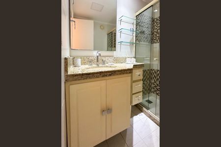 Apartamento para alugar com 96m², 2 quartos e 1 vaga Apartamento para alugar com 96m², 2 quartos e 1 vagaBanheiro Social