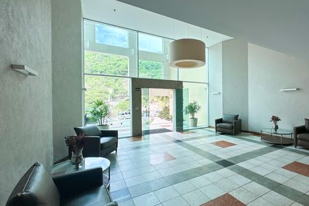 Apartamento para alugar com 96m², 2 quartos e 1 vaga Apartamento para alugar com 96m², 2 quartos e 1 vagaEntrada