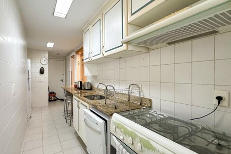 Apartamento para alugar com 96m², 2 quartos e 1 vaga Apartamento para alugar com 96m², 2 quartos e 1 vagaCozinha