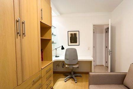 Apartamento para alugar com 96m², 2 quartos e 1 vaga Apartamento para alugar com 96m², 2 quartos e 1 vagaQuarto 01