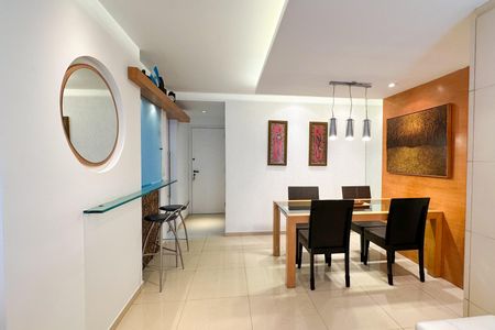 Apartamento para alugar com 96m², 2 quartos e 1 vaga Apartamento para alugar com 96m², 2 quartos e 1 vagaSala