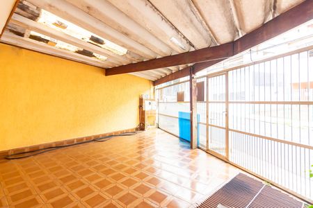 Casa à venda com 110m², 3 quartos e 2 vagas Casa à venda com 110m², 3 quartos e 2 vagasGaragem