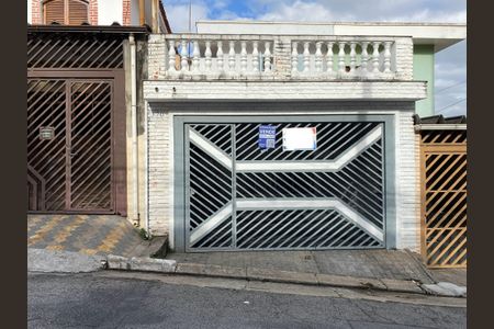 Casa à venda com 145m², 3 quartos e 2 vagas Casa à venda com 145m², 3 quartos e 2 vagasFachada com plaquinha