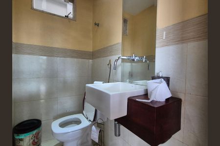 Casa de condomínio para alugar com 350m², 4 quartos e 3 vagas Casa de condomínio para alugar com 350m², 4 quartos e 3 vagasLavabo 2