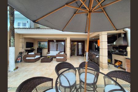 Casa de condomínio para alugar com 350m², 4 quartos e 3 vagas Casa de condomínio para alugar com 350m², 4 quartos e 3 vagasVaranda gourmet