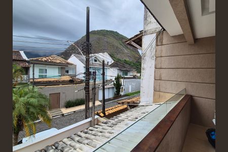 Casa de condomínio para alugar com 350m², 4 quartos e 3 vagas Casa de condomínio para alugar com 350m², 4 quartos e 3 vagasQuarto 1 - sacada