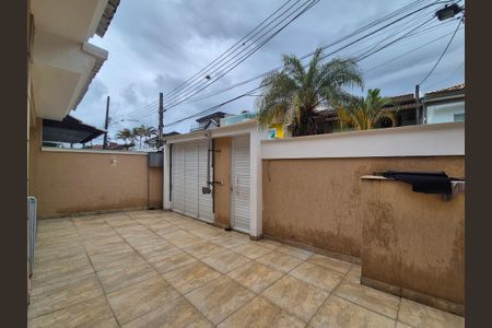 Casa de condomínio para alugar com 350m², 4 quartos e 3 vagas Casa de condomínio para alugar com 350m², 4 quartos e 3 vagasÁrea externa
