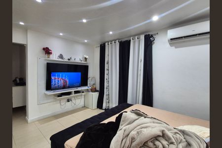 Casa de condomínio para alugar com 350m², 4 quartos e 3 vagas Casa de condomínio para alugar com 350m², 4 quartos e 3 vagasSuíte