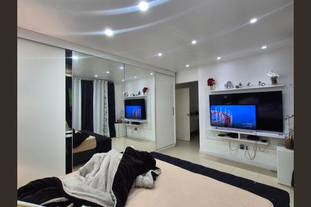 Casa de condomínio para alugar com 350m², 4 quartos e 3 vagas Casa de condomínio para alugar com 350m², 4 quartos e 3 vagasSuíte