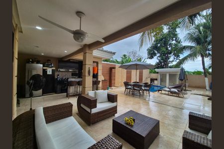 Casa de condomínio para alugar com 350m², 4 quartos e 3 vagas Casa de condomínio para alugar com 350m², 4 quartos e 3 vagasVaranda gourmet