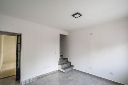 Casa à venda com 66m², 2 quartos e 1 vaga Casa à venda com 66m², 2 quartos e 1 vagaSala