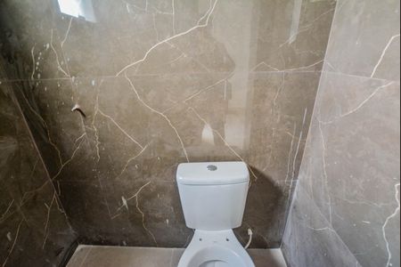 Casa à venda com 66m², 2 quartos e 1 vaga Casa à venda com 66m², 2 quartos e 1 vagaBanheiro da Suíte 2