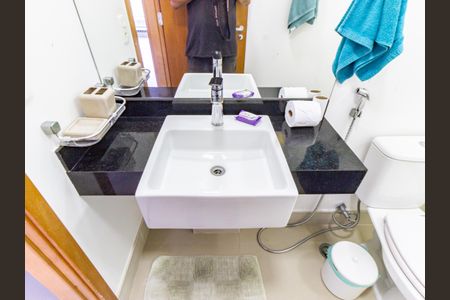 Apartamento para alugar com 55m², 1 quarto e 2 vagas Apartamento para alugar com 55m², 1 quarto e 2 vagasBanheiro