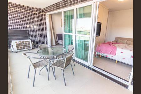Apartamento para alugar com 55m², 1 quarto e 2 vagas Apartamento para alugar com 55m², 1 quarto e 2 vagasVaranda