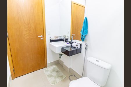 Apartamento para alugar com 55m², 1 quarto e 2 vagas Apartamento para alugar com 55m², 1 quarto e 2 vagasBanheiro