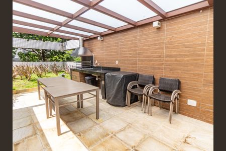 Apartamento para alugar com 55m², 1 quarto e 2 vagas Apartamento para alugar com 55m², 1 quarto e 2 vagasÁrea comum - Churrasqueira