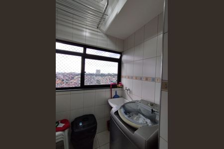 Apartamento à venda com 82m², 3 quartos e 2 vagas Apartamento à venda com 82m², 3 quartos e 2 vagasÁrea de Serviço