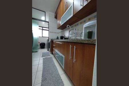 Apartamento à venda com 82m², 3 quartos e 2 vagas Apartamento à venda com 82m², 3 quartos e 2 vagasCozinha