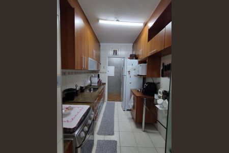 Apartamento à venda com 82m², 3 quartos e 2 vagas Apartamento à venda com 82m², 3 quartos e 2 vagasCozinha