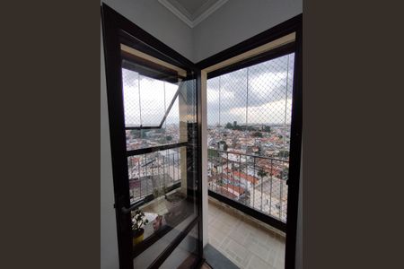 Apartamento à venda com 82m², 3 quartos e 2 vagas Apartamento à venda com 82m², 3 quartos e 2 vagasSacada
