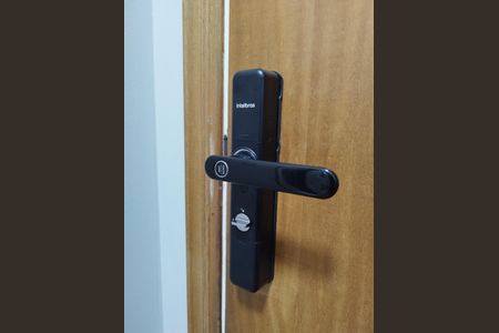 Apartamento à venda com 82m², 3 quartos e 2 vagas Apartamento à venda com 82m², 3 quartos e 2 vagasFechadura Eletrônica