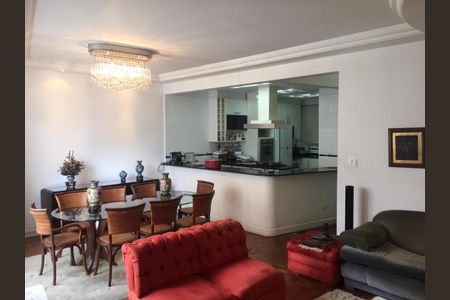 Apartamento à venda com 180m², 3 quartos e 1 vaga