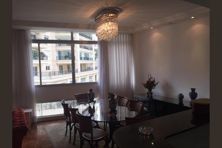 Apartamento à venda com 180m², 3 quartos e 1 vaga