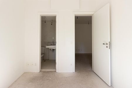 Apartamento à venda com 192m², 3 quartos e 4 vagas Apartamento à venda com 192m², 3 quartos e 4 vagasSuíte 3