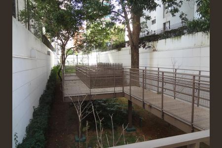 Apartamento à venda com 192m², 3 quartos e 4 vagas Apartamento à venda com 192m², 3 quartos e 4 vagasÁrea comum