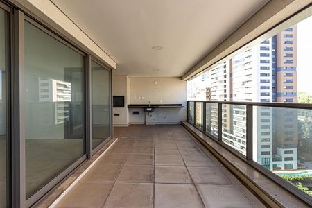 Apartamento à venda com 192m², 3 quartos e 4 vagas Apartamento à venda com 192m², 3 quartos e 4 vagasVaranda da Sala