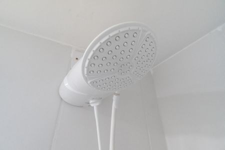 Studio para alugar com 27m², 1 quarto e sem vaga Studio para alugar com 27m², 1 quarto e sem vagaBanheiro Detalhe