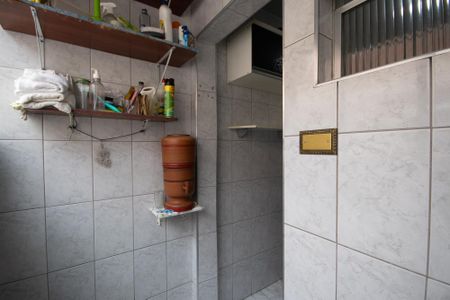 Apartamento à venda com 65m², 2 quartos e sem vaga Apartamento à venda com 65m², 2 quartos e sem vagaÁrea de Serviço