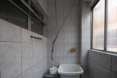 Apartamento à venda com 65m², 2 quartos e sem vaga Apartamento à venda com 65m², 2 quartos e sem vagaÁrea de Serviço