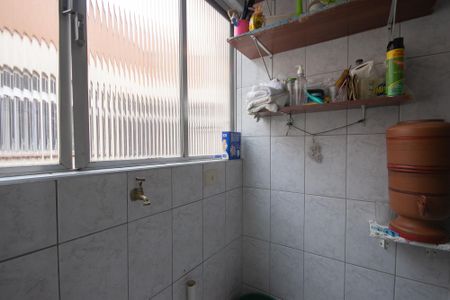 Apartamento à venda com 65m², 2 quartos e sem vaga Apartamento à venda com 65m², 2 quartos e sem vagaÁrea de Serviço