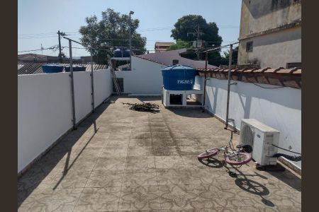 Foto 18 de casa à venda com 3 quartos, 300m² em Vila Espanhola, São Paulo