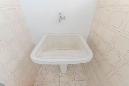 Apartamento à venda com 44m², 1 quarto e sem vaga Apartamento à venda com 44m², 1 quarto e sem vagaCozinha e Área de Serviço