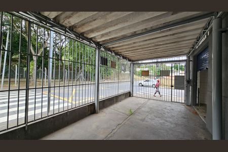 Casa à venda com 175m², 2 quartos e 2 vagas Casa à venda com 175m², 2 quartos e 2 vagasGaragem