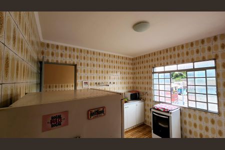 Casa à venda com 175m², 2 quartos e 2 vagas Casa à venda com 175m², 2 quartos e 2 vagasCozinha