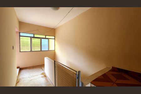 Casa à venda com 175m², 2 quartos e 2 vagas Casa à venda com 175m², 2 quartos e 2 vagasCorredor